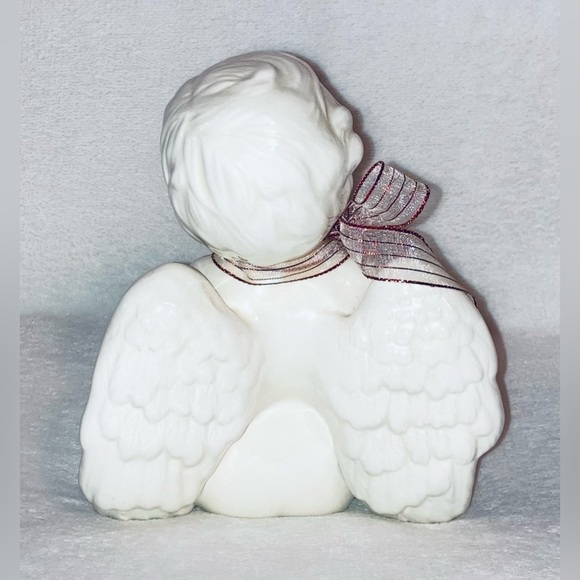 Ceramic Angel. - Picture 6 of 10